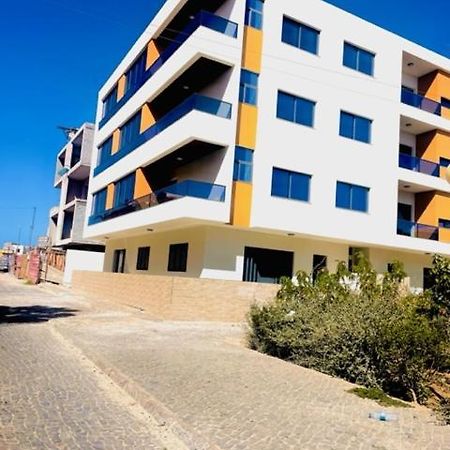 Brand New Spacious T3 Apartment In サンタ・マリア エクステリア 写真