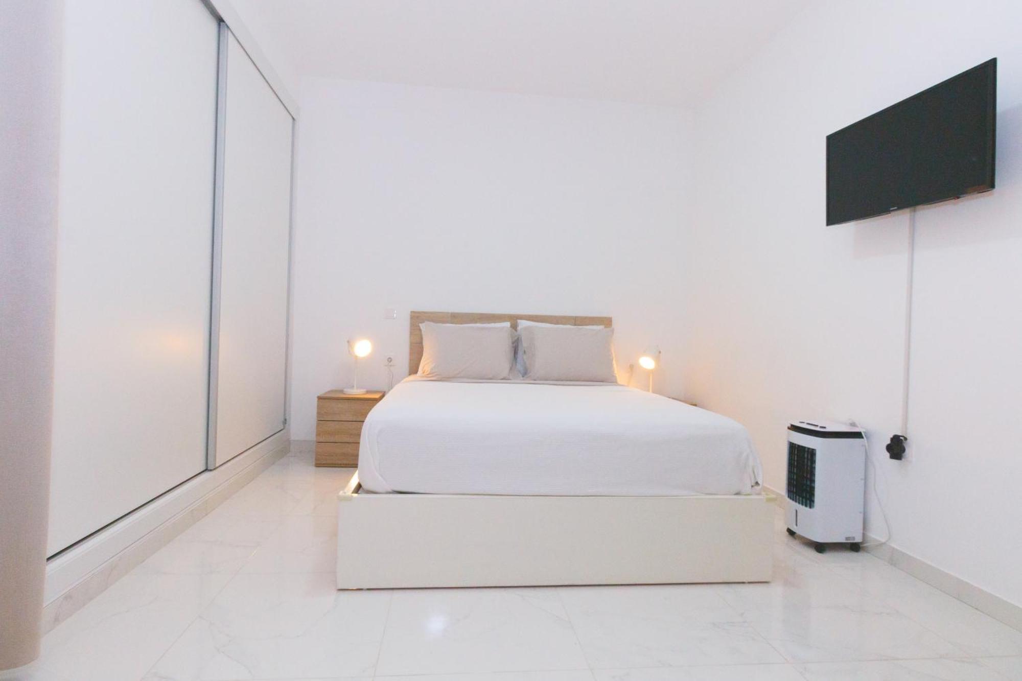 Brand New Spacious T3 Apartment In サンタ・マリア エクステリア 写真