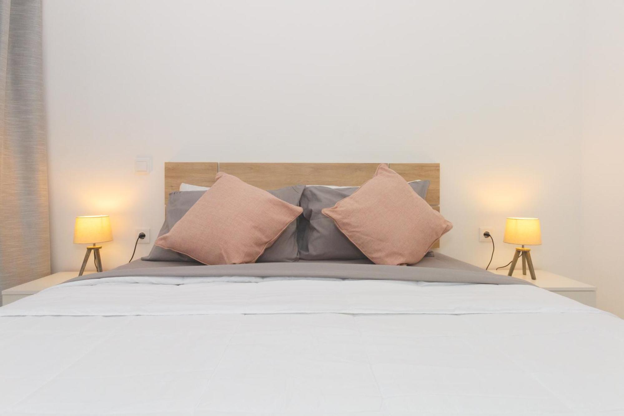 Brand New Spacious T3 Apartment In サンタ・マリア エクステリア 写真