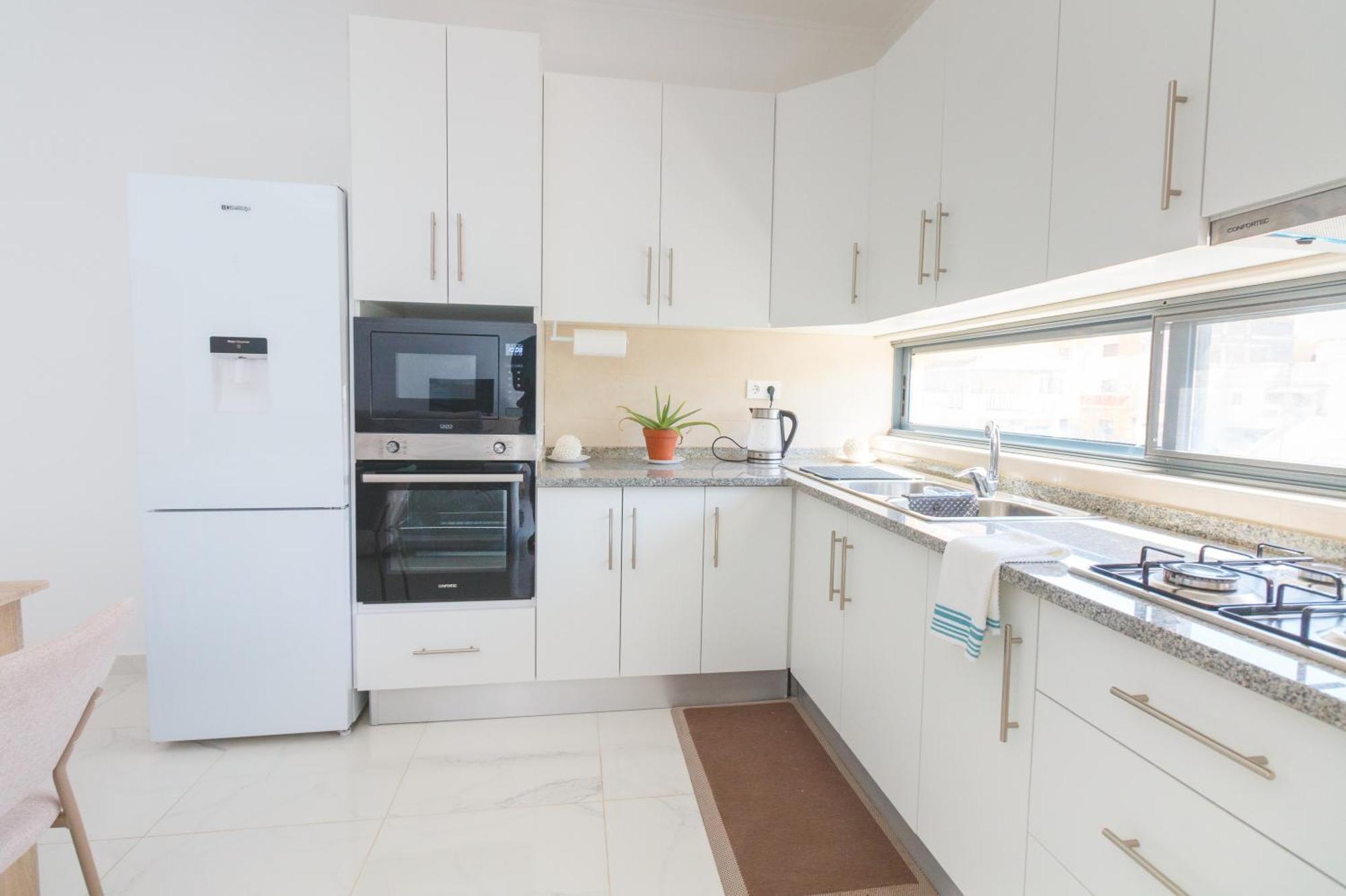Brand New Spacious T3 Apartment In サンタ・マリア エクステリア 写真