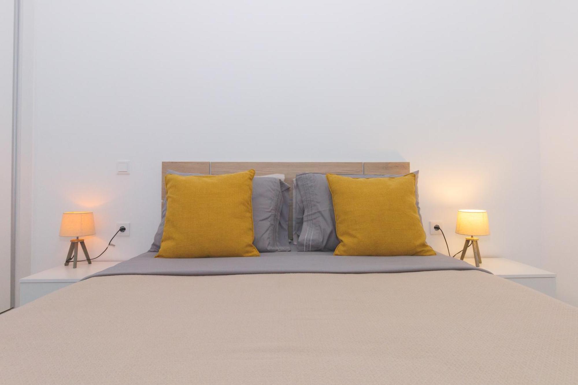 Brand New Spacious T3 Apartment In サンタ・マリア エクステリア 写真