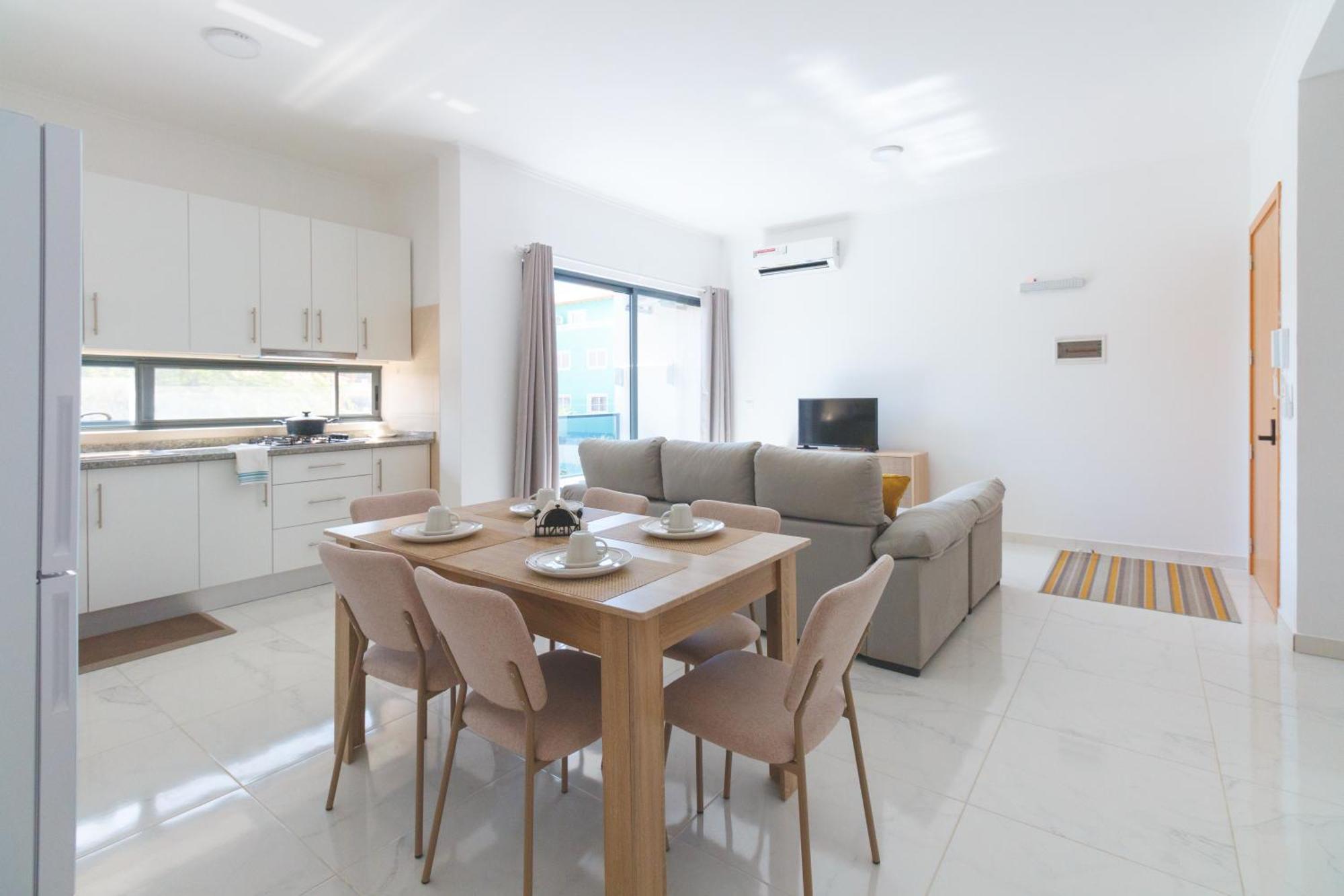 Brand New Spacious T3 Apartment In サンタ・マリア エクステリア 写真